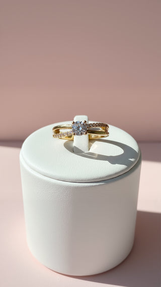 Round Cut Gold Crystal Ring Gold Box set of 12