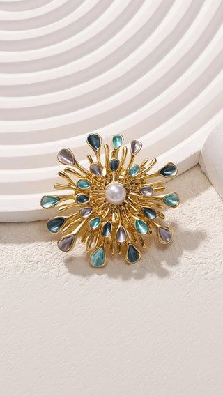 Pearl Star Burst Gold Magnetic Brooch