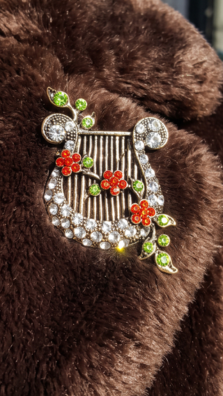 Harp Christmas Festive Brooch Pin