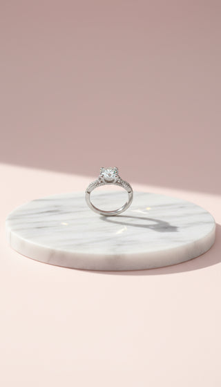 Twisted Crystal Ring Silver Box set of 12