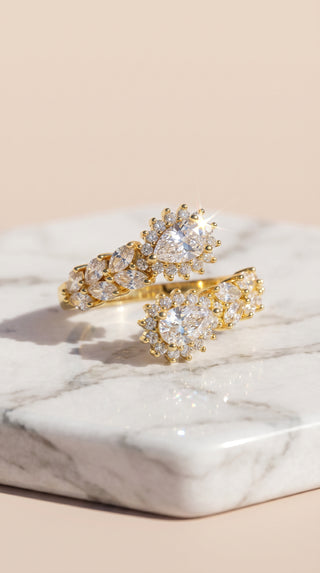 Box Of 12 Crystal Free Size Gold Plated Adjustable Statement Rings