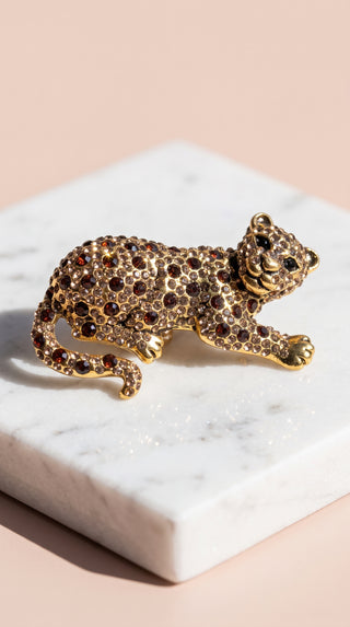 Crystal Leopard Brooch – Sparkling Animal Statement Pin
