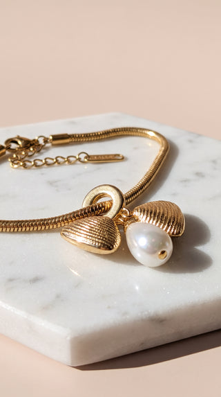 Seashell & Pearl Gold Plated Charm Bracelet