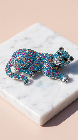 Crystal Leopard Brooch – Sparkling Animal Statement Pin