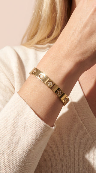 Chunky Clover Gold Plated Bangle