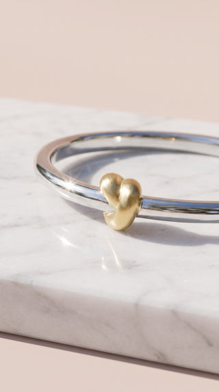 Two-Tone Stainless Steel Knot Bangle – Silver & Gold Open Cuff Bracelet