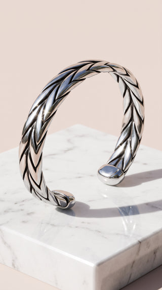 Unisex Braided Luxe Cuff Bracelet – Gold &vSilver