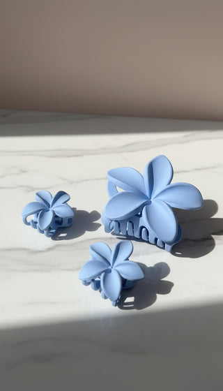 Metallic Hawaiian Flower Hair Clamps Pack of 12