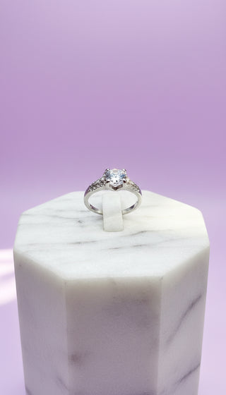 Crystal Ring Silver Box set of 12