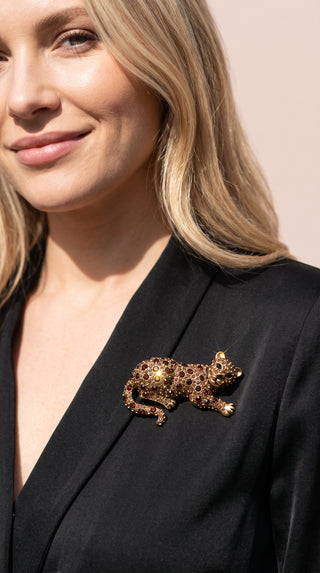 Crystal Leopard Brooch – Sparkling Animal Statement Pin