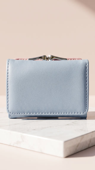 Women's Minimalist Kiss-Lock Multi-Fold Wallet