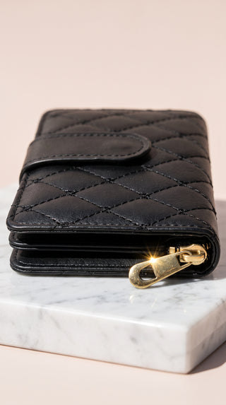 Women's Quilted Zip-Around Multi-Card Wallet