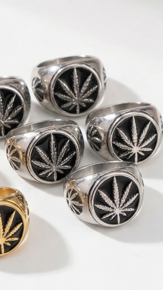 Waterproof Stainless Steel Men's Black Leaf Ring