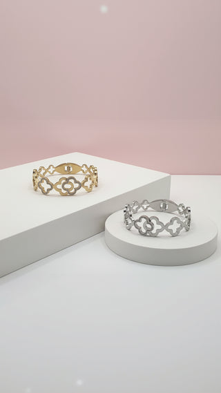 Stainless Steel Pavé Clover Crystal Stacking Bangle