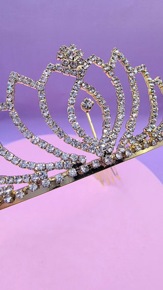 Amour Crystal Tiara